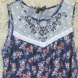New directions petite floral blouse size pxl